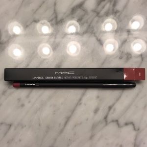 Brand new Mac lip pencil. Color: Soar.